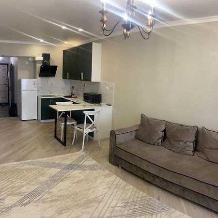 Жк Молодёжный Almaty Ngoại thất bức ảnh
